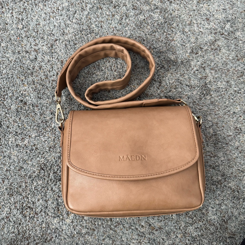 Maedn Everyday Crossbody Bag Camel